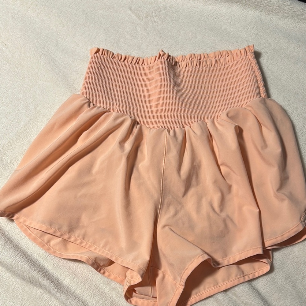 Peach High-Waisted Women's Shorts